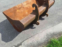 Godets Beco Grondbak graafbak beco CW 30 180cm