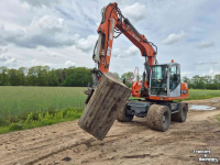 Pelles sur pneus Atlas TW 160