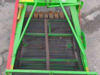 Arracheuse de pommes de terre Unia Wega 1400