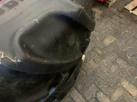 Roues, Pneus, Jantes, Barillets Jumelage Continental 540/65R28 op Fendt velg