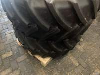 Roues, Pneus, Jantes, Barillets Jumelage Continental 540/65R28 op Fendt velg