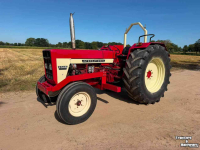 Tracteur International 946