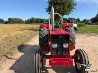 Tracteur International 946