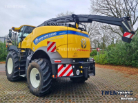 Ensileuse automotrice New Holland FR 920 hakselaar