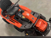 Tracteur Tondeuse Autoporté Husqvarna R214