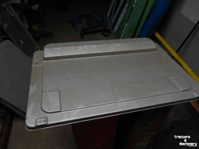 Pièces d‘occasion pour tracteurs Massey Ferguson 675/690/698/699
