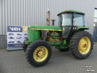 Tracteurs anciens John Deere 4450