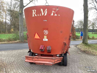 Mélangeuse Verticale RMH Voermengwagen