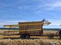 Autres matériel de récolte et accessoires New Holland 1016 balenverzamelwagen in klantoverdracht