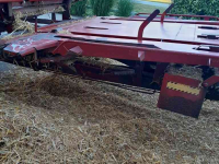 Autres matériel de récolte et accessoires New Holland 1016 balenverzamelwagen in klantoverdracht