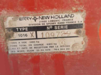 Autres matériel de récolte et accessoires New Holland 1016 balenverzamelwagen in klantoverdracht