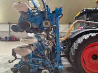 Semoir Monosem Maïszaaimachine NG4 Plus 12 rijen