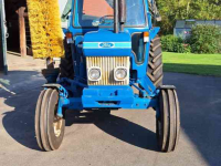 Tracteurs Ford 4610 2WD Tractor