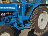 Tracteurs Ford 4610 2WD Tractor