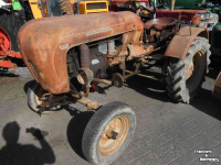 Tracteurs anciens Porsche junior 111