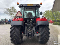 Tracteur Massey Ferguson 5711 SL Dyna- 4 Efficiënt met voorlader