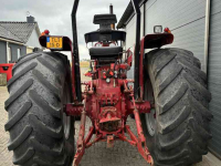 Tracteur International 766 black stripe