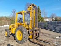 Charriot tous terrains à mât Massey Ferguson BARMEC/MF  RANGER 425