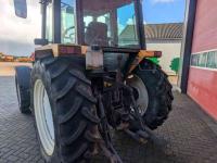 Tracteur Renault 106-54