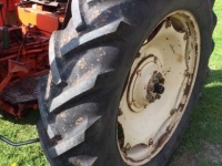 Tracteur Renault R89