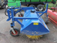 Balayeur AP VHZ2750 HH LW3 veegmachine rolbezem rolveger met opvangbak