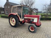 Tracteur International 844-S