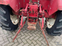 Tracteur International 844-S
