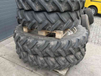 Roues, Pneus, Jantes, Barillets Jumelage Good Year Cultuur wielen New Holland TS cultuurset 320/90R46 en 320/85R32