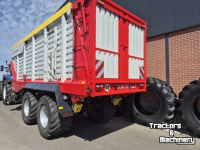 Autochargeuse Pottinger Jumbo 7400