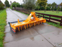 Herse rotative Falc Fox 3000 rotorkopeg met pakkerrol packerwals