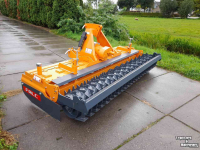 Herse rotative Falc Fox 3000 rotorkopeg met pakkerrol packerwals
