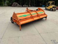 Broyeur de fanes Struik 4LKF 75 loofklapper