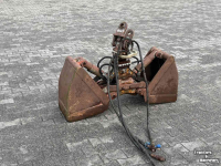 Bennes preneuse  Knijpbak met rotor  Tweeschalengrijper