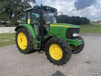 Tracteur John Deere 6220 PowerQuad 24-speed