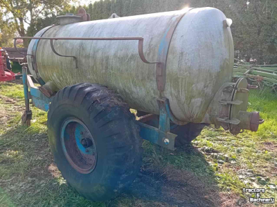 Autres matériel d´irrigation et accessoires  Watertank, waterwagen 2600 l. Diversen