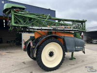 Pulvérisateur trainé Amazone UX