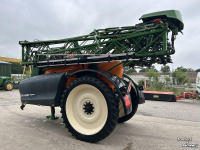 Pulvérisateur porté Amazone UX