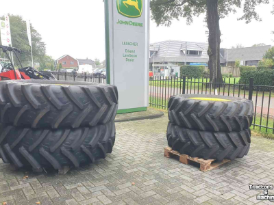 Roues, Pneus, Jantes, Barillets Jumelage  Voor 420/70-R28 Achter 520/70-R38