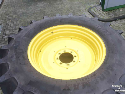 Roues, Pneus, Jantes, Barillets Jumelage  Voor 420/70-R28 Achter 520/70-R38