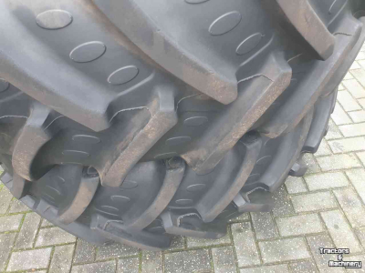 Roues, Pneus, Jantes, Barillets Jumelage  Voor 420/70-R28 Achter 520/70-R38