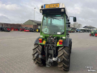Tracteur Fendt 211 V