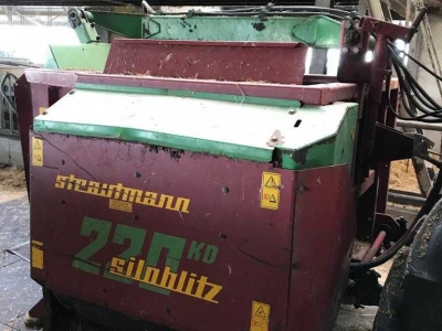 Coupe-blocs d'ensilage Strautmann SiloBlitz 220 KO