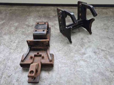 Autres tracteurs et accessoires Massey Ferguson Cramer Trekhaakframe met onderbrug en zwaaihaak MF