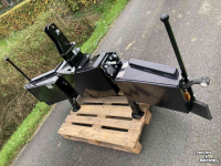 Pare-chocs avant New Holland Trekkerbumper / Tractorbumper / Rubber schuif / Frontgewicht