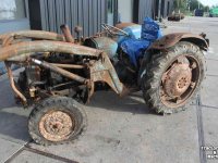 Tracteurs anciens Ford Fordson Dextra met frontlader voorlader opknapper oldtimer