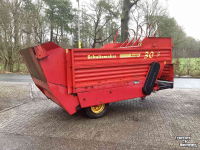 Distributeur de fourrage en bloc Schuitemaker Amigo 30 S