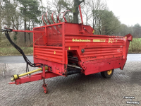 Distributeur de fourrage en bloc Schuitemaker Amigo 30 S