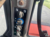 Tracteur Renault TEMIS 650