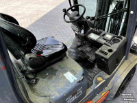 Chariot élévateur Toyota 02-8FGF30 / Toyota Tonero 30