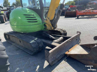 Pelles sur chenilles JCB 8050